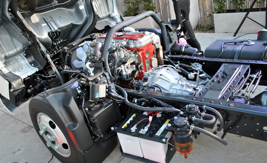 Motor diésel N04C del Hino 300 con tecnología Common Rail